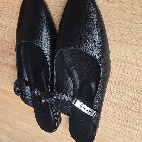 NWOB BY FAR Black Gloss Etta Slippers SZ 39 - Picture 2 of 8